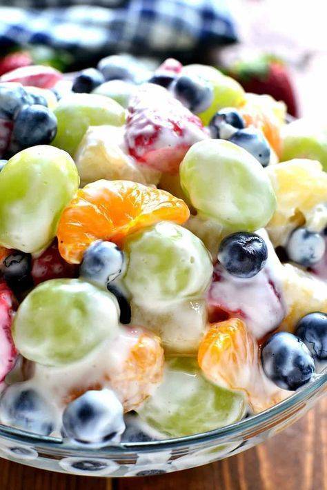 Топ 10 лучших фруктовых салатов. как приготовить фруктовый салат с мороженым, взбитыми сливками, йогуртом, орехами и бананами?