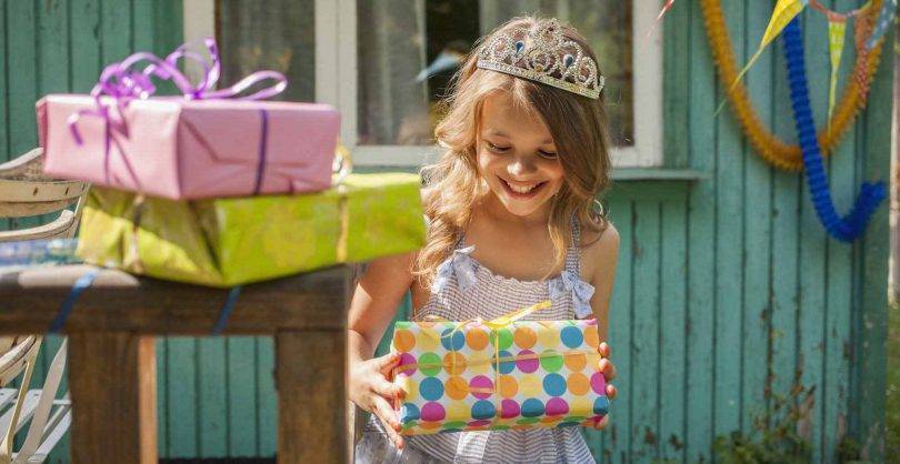 Что подарить на день рождения девочке 10 лет? | мир подарков