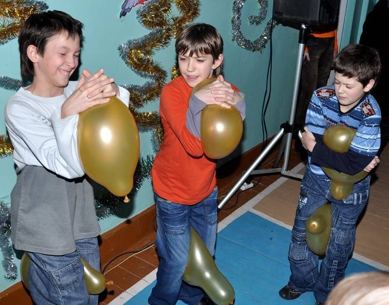 Игры-конкурсы с воздушными шарами для детей и взрослых