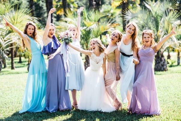 Платье подружки невесты: модные цвета, красивые модели с фото, как выбрать наряды