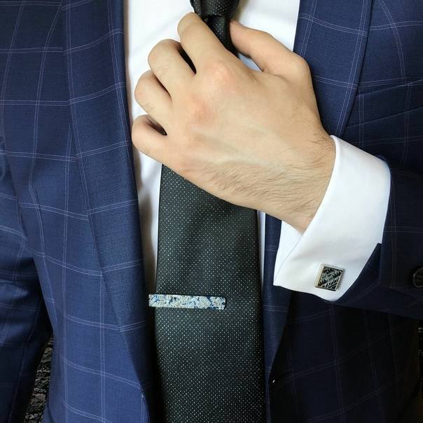 Зажим для галстука - зачем нужен, как правильно носить