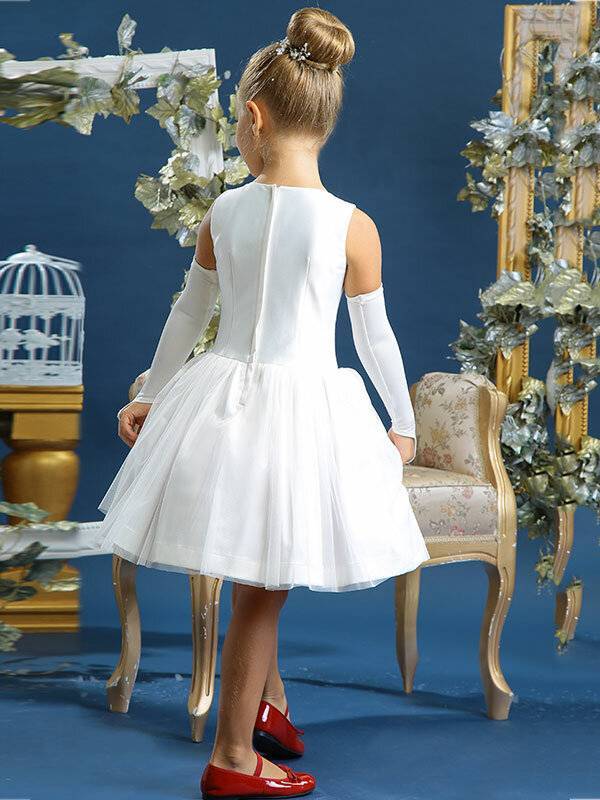 Платье для выпускного: готовим маленькую принцессу к первому балу