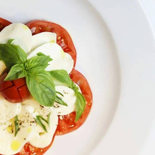Капрезе: классический рецепт традиционного итальянского салата