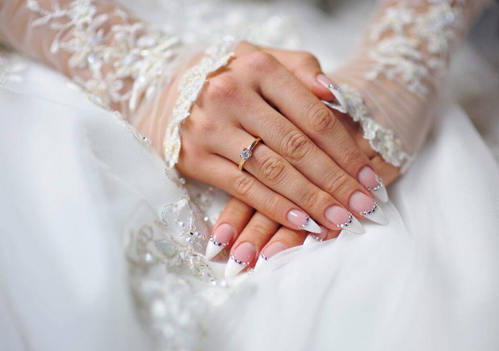Свадебный маникюр 2020. 66 идей свадебного дизайна ногтей