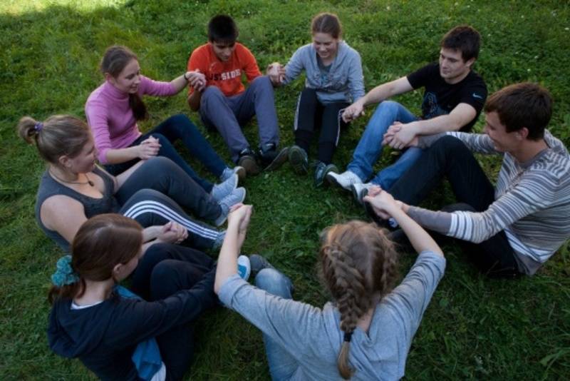 Игры на знакомство в лагере для детей от 12 до 16 лет