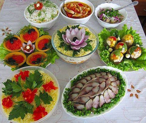 Украшение праздничных салатов своими руками: пошаговые инструкции с фото