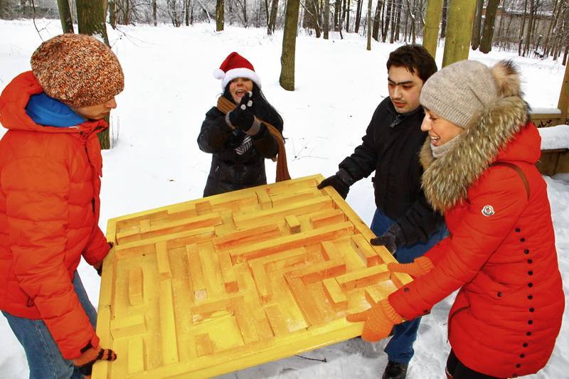 Зимние игры на улице: более 20  зимних игр на свежем воздухе для прогулок с детьми от самых маленьких до школьников. - мир детей - медиаплатформа миртесен