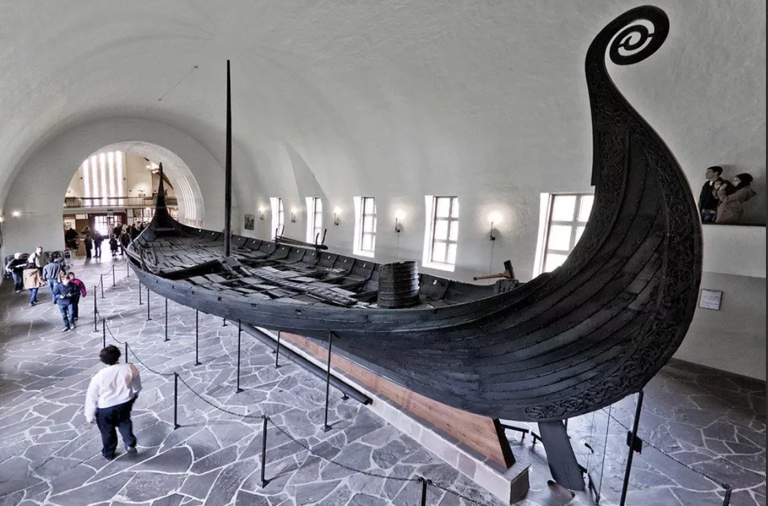 Музей викингов, корабль викингов дракар в осло