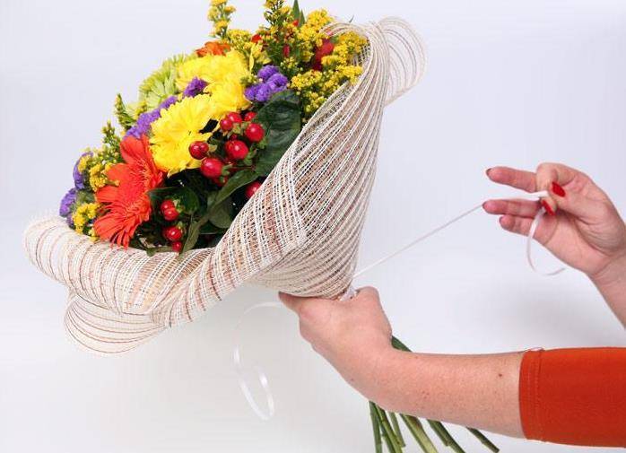 Как завернуть цветы в пленку пошаговое