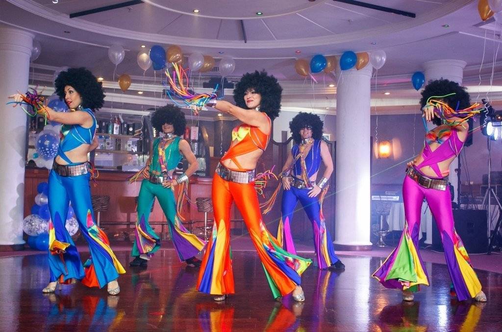 Привет из 80-х: как организовать вечеринку в стиле диско