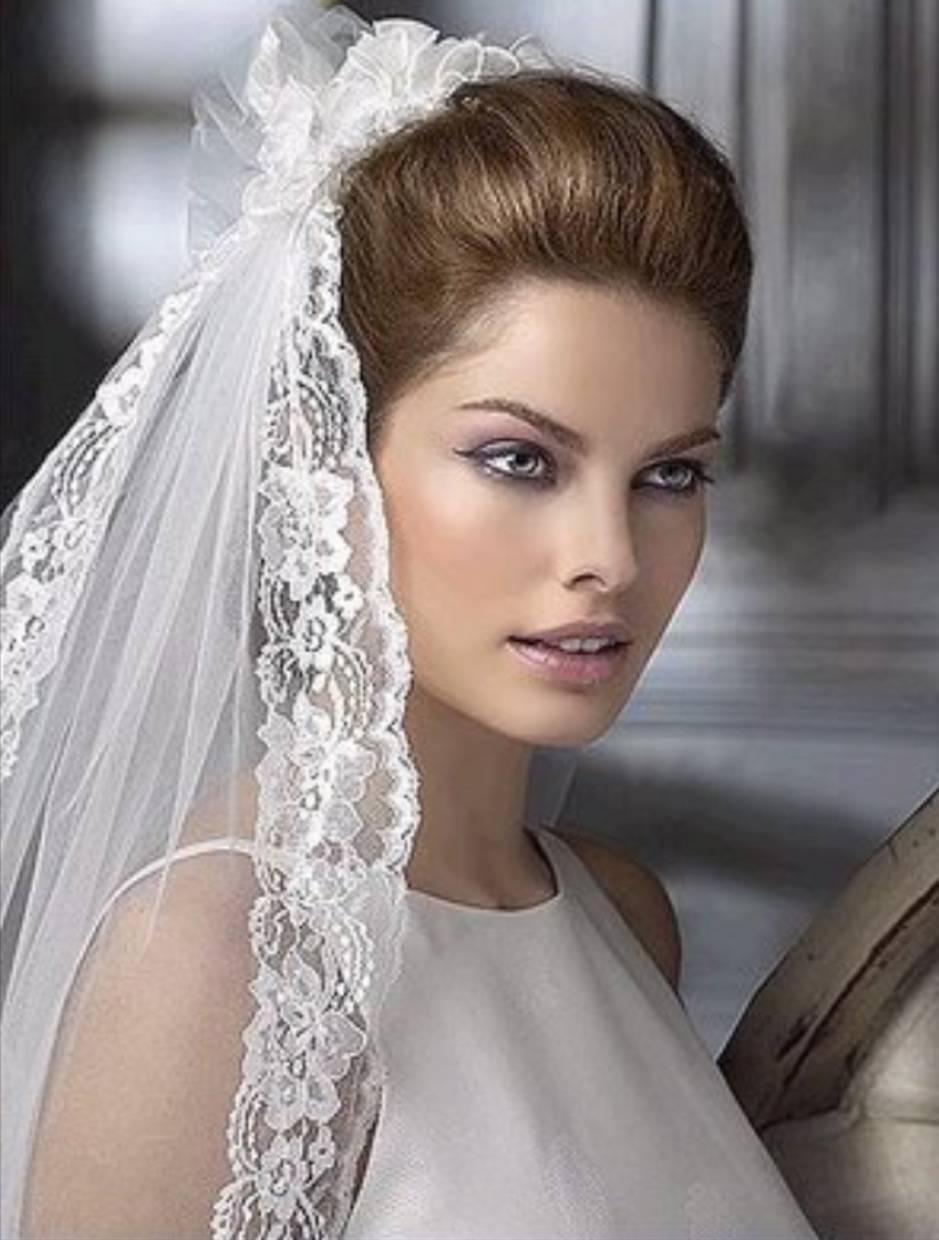 Продать, выкинуть или сжечь: что делать со свадебным платьем, бокалами, фатой и кольцами после развода
