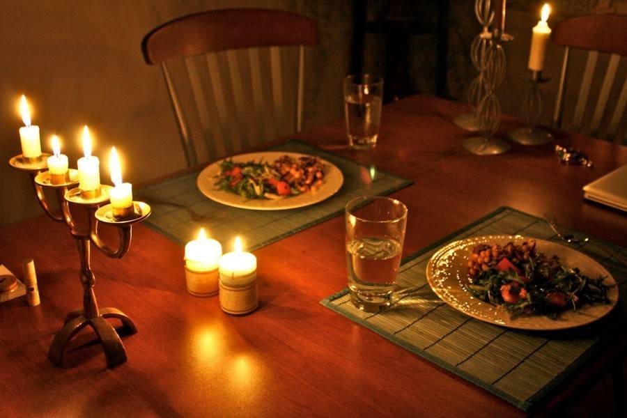 Романтический вечер для двоих дома идеи в домашних условиях - 24 фото