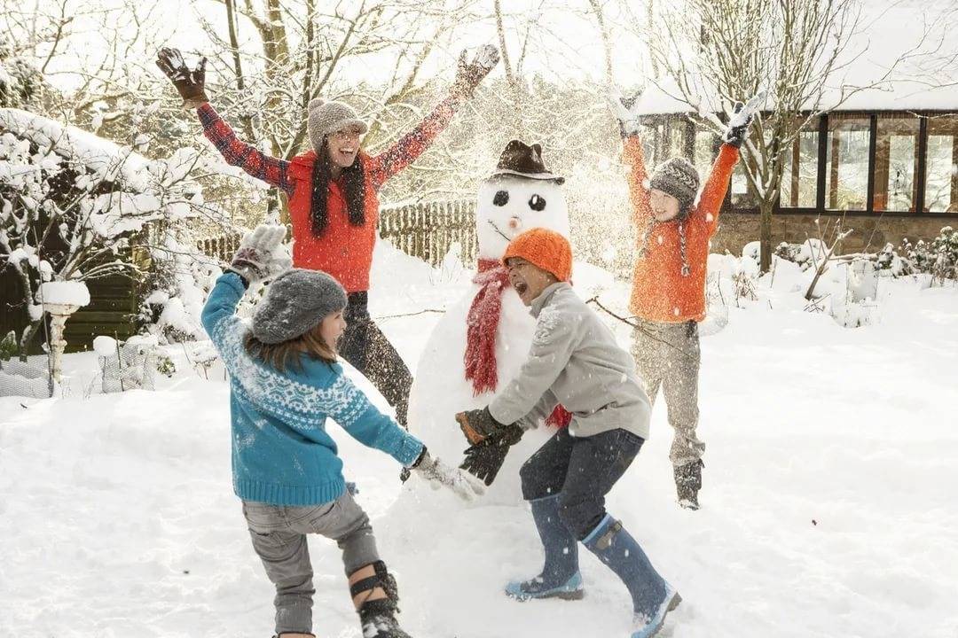 Новогодние игры на улице “снежные ритуалы”
