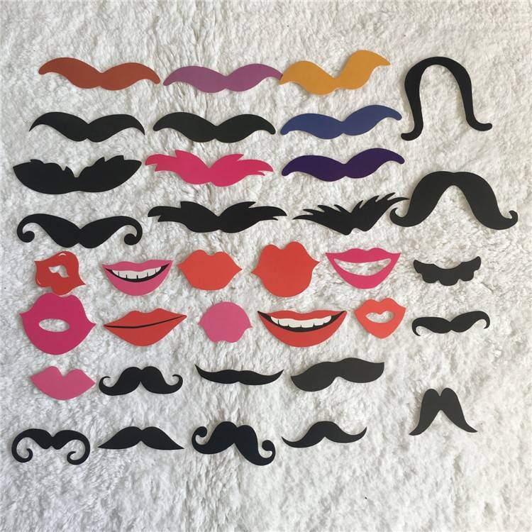 Веселая фотосессия на празднике: бороды, очки, губки и усы на палочке (распечатать на а4)