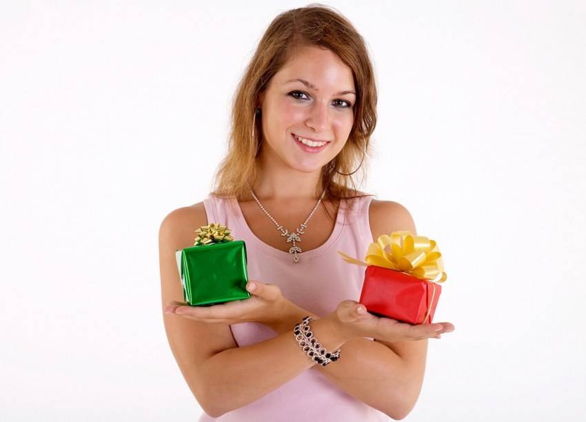 Что подарить девушке на 25 лет на день рождения: идеи оригинальных и интересных подарков