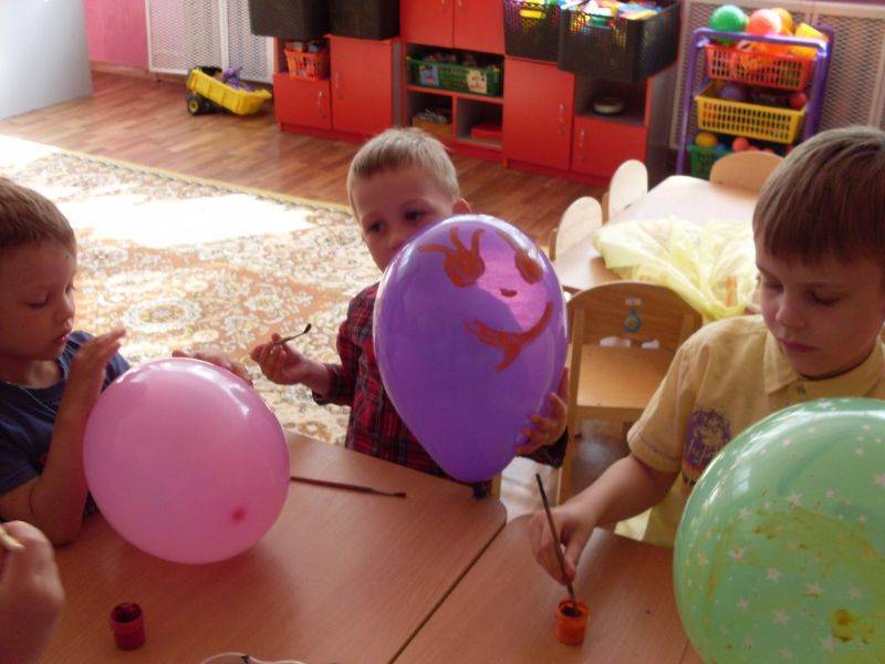 Игры с воздушными шарами!  15 весёлых затей для взрослых и детей » дюц № 3 г. ульяновска
