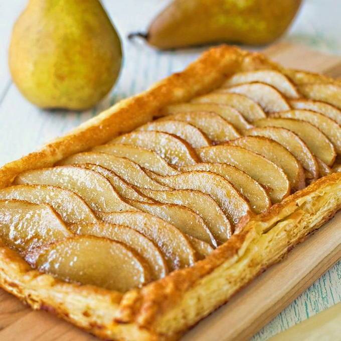 Пирог с яблоками – пошаговые рецепты яблочного пирога из дрожжевого или слоеного теста в духовке