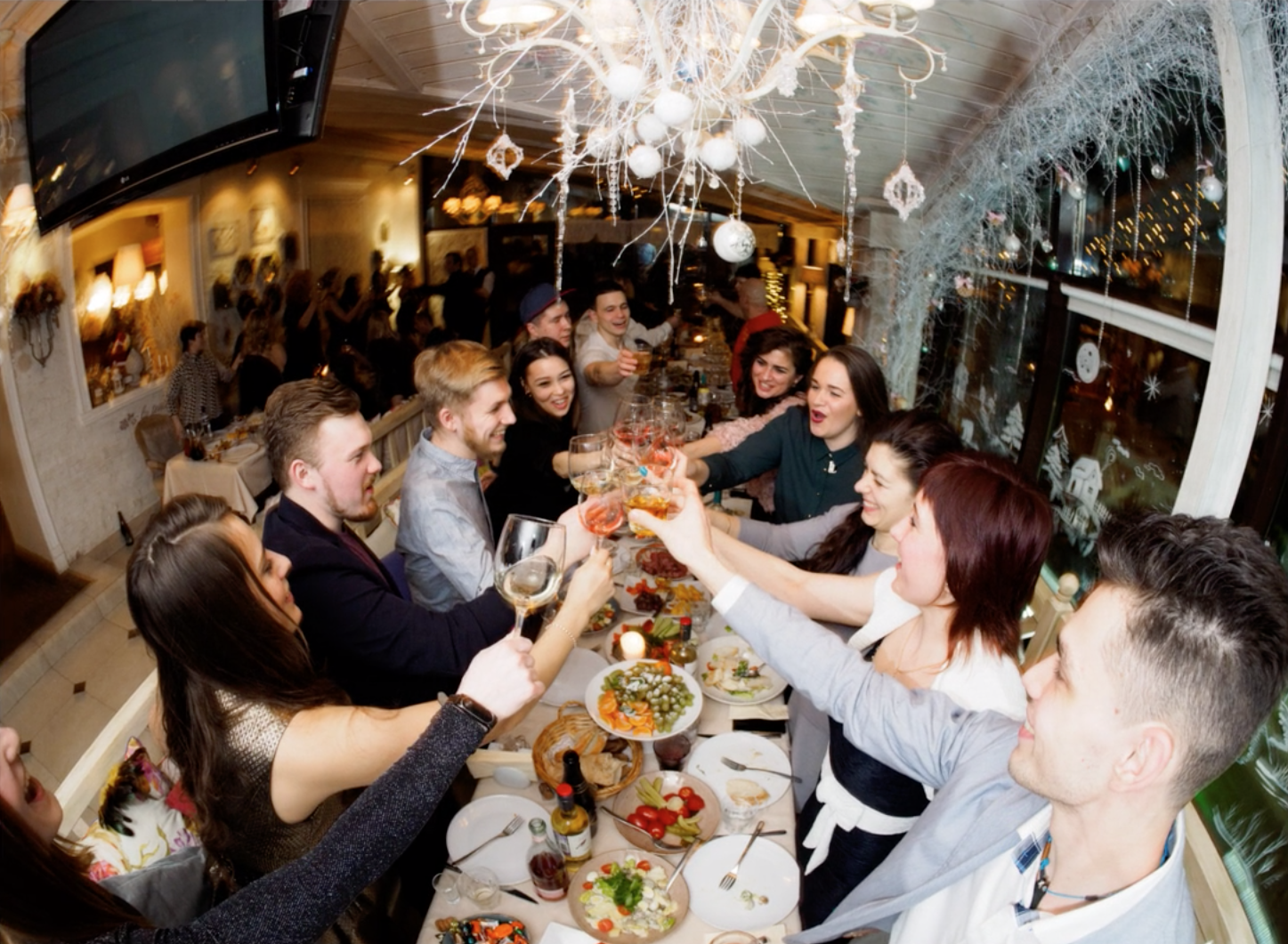 12 советов, как выбрать ресторан для новогоднего корпоратива или вечеринки