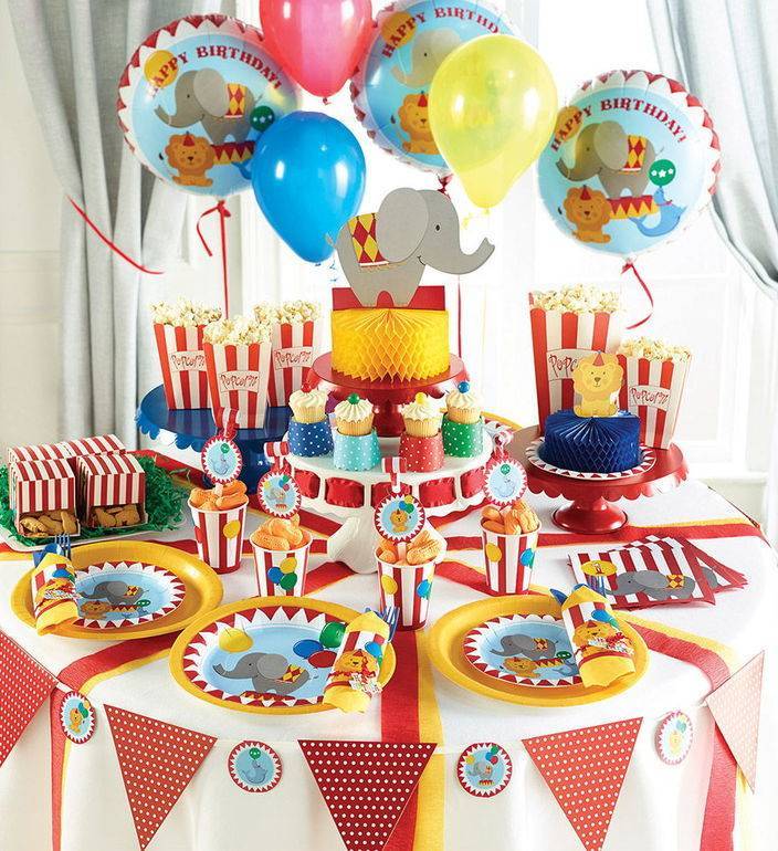 Детский праздничный стол на день рождения: меню, оформление, рецепты с фото