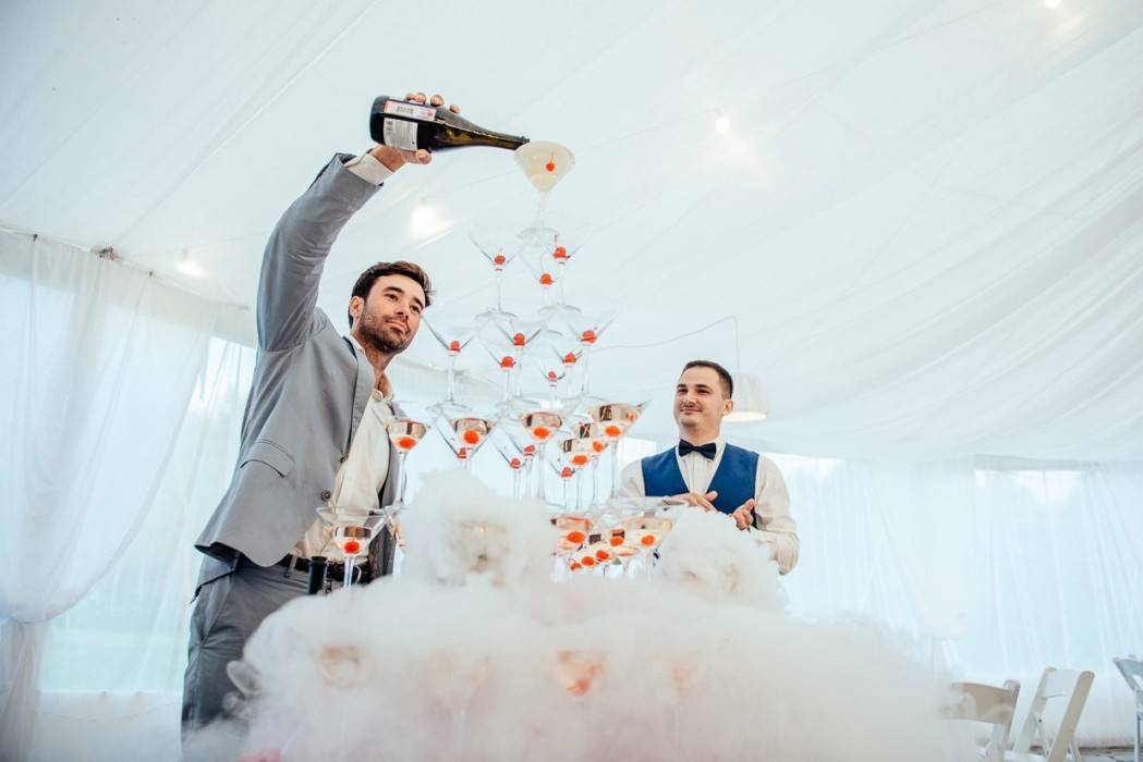 Развлечения на свадьбу? для гостей – прикольные идеи [2019] для активного & застольного веселья
