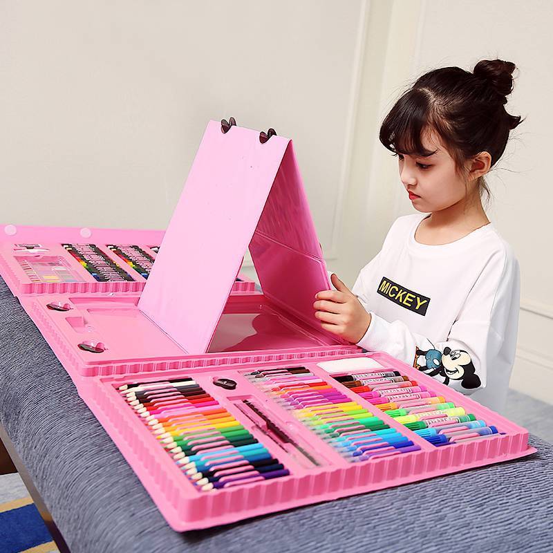 Что подарить девочке на 10 лет на день рождения - идеи подарков, в том числе сделанных своими руками