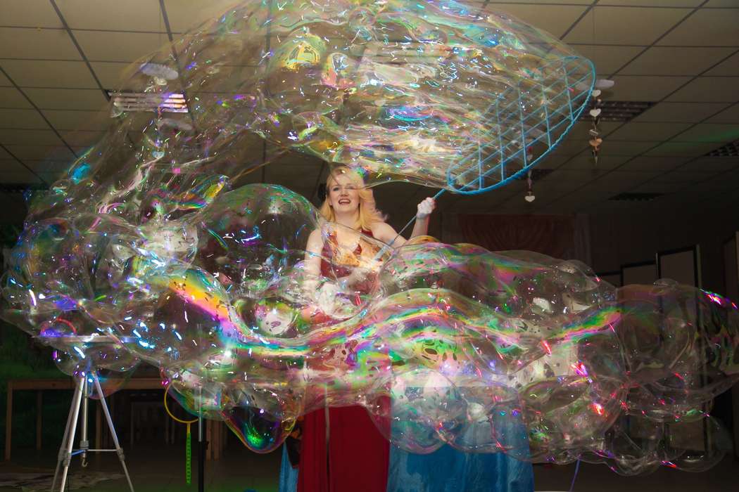 Шоу мыльных пузырей — эффектное дополнение любого праздника