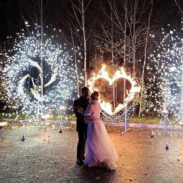 Танец с огнем как называется. укрощение огня: полезные советы по выбору фаер шоу на свадьбу