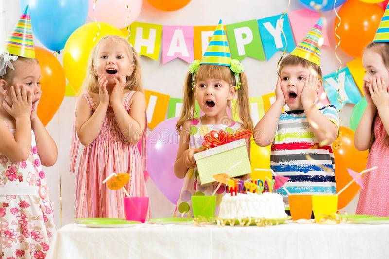 День рождения 5 лет: 10 игр и конкурсов для домашнего праздника