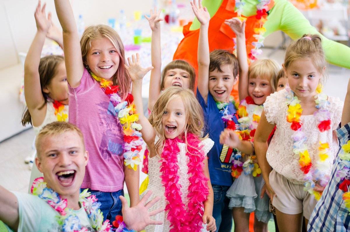 Вечеринка в стиле детский сад: дурачимся весело и шумно! | fiestino.ru