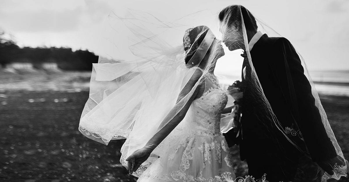 Невеста без фаты: варианты свадебных причесок и идеи. обязательно ли на свадьбу надевать фату