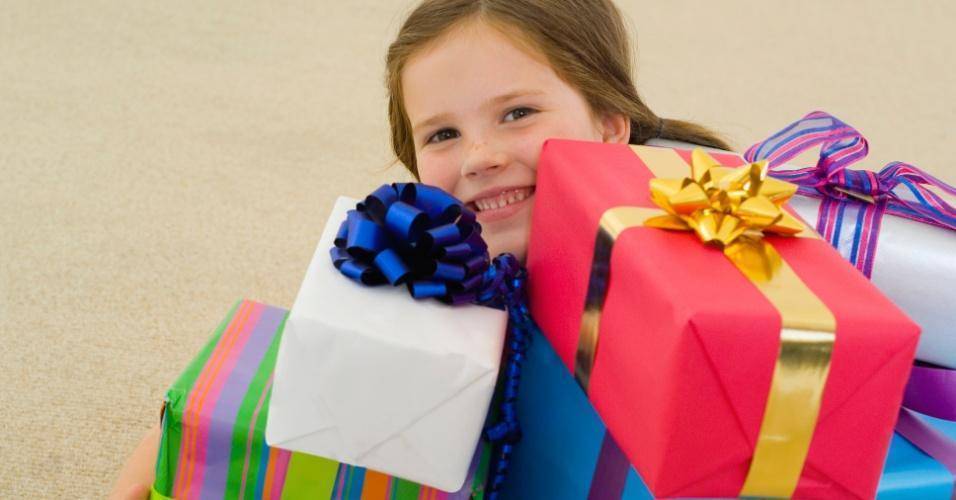 Что подарить мальчику на 4 года на день рождения - идеи подарков, в том числе сделанных своими руками