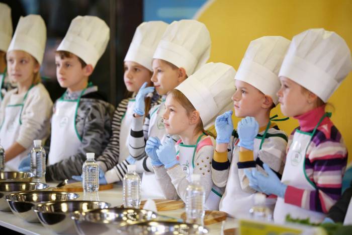 Кулинарный мастер-класс для детей 9-14 лет в москве | снова праздник!