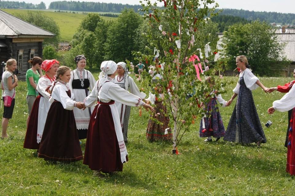 Троица - православный праздник, вобравший языческие обычаи