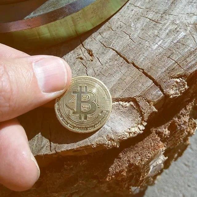 Чеканим монеты на празднике — необычный сувенирный аттракцион