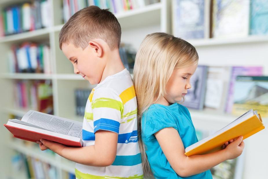 Зачем детям нужно читать книги: 10 причин и личный опыт