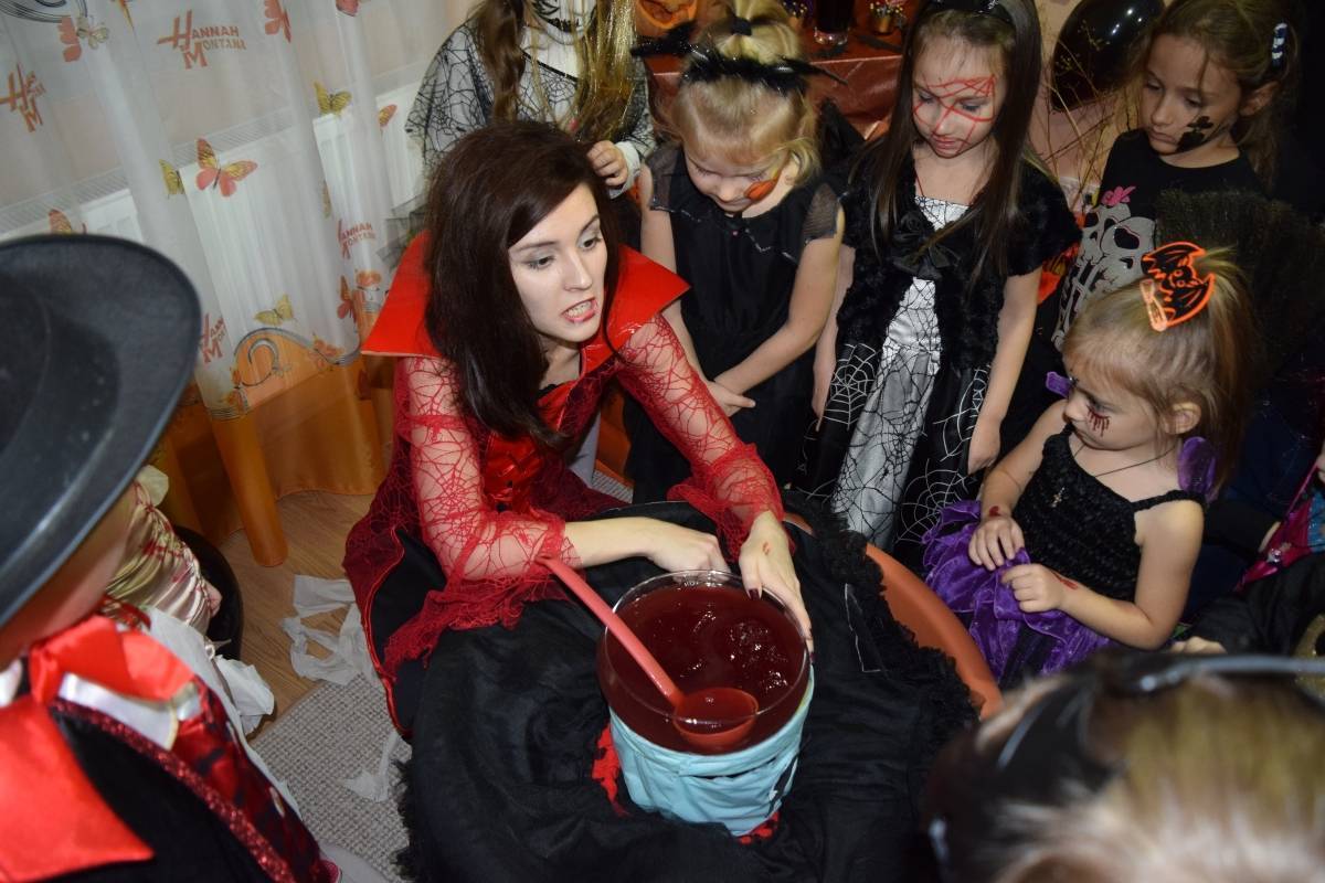 Детская вечеринка в вампирском стиле: идеи для создания праздника