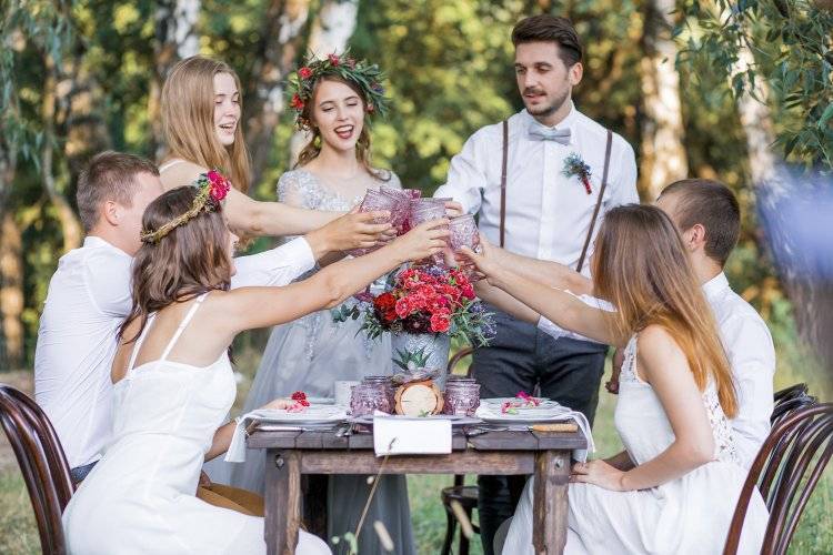 Как выбрать ведущего на свадьбу и не ошибиться?
