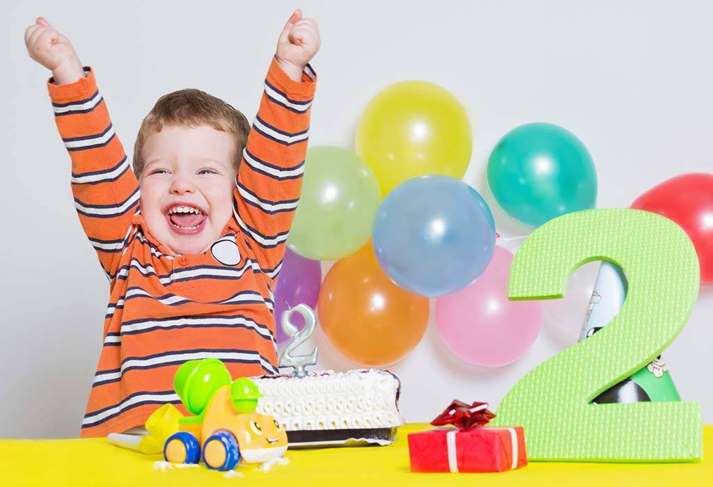 Что подарить мальчику на 2 года на день рождения: список подарков