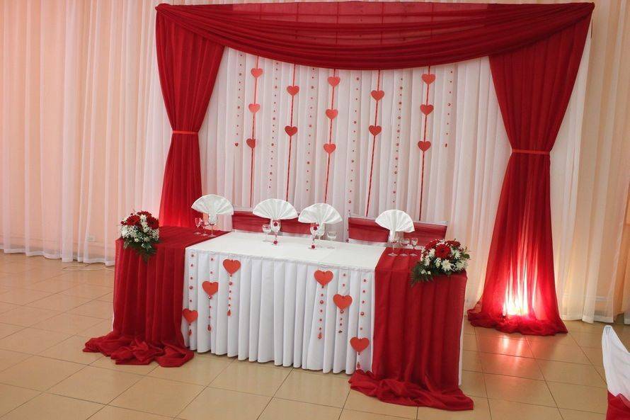 Украшение и оформление свадебного зала и выездной регистрации тканью, цветами | бизнес и оборудование