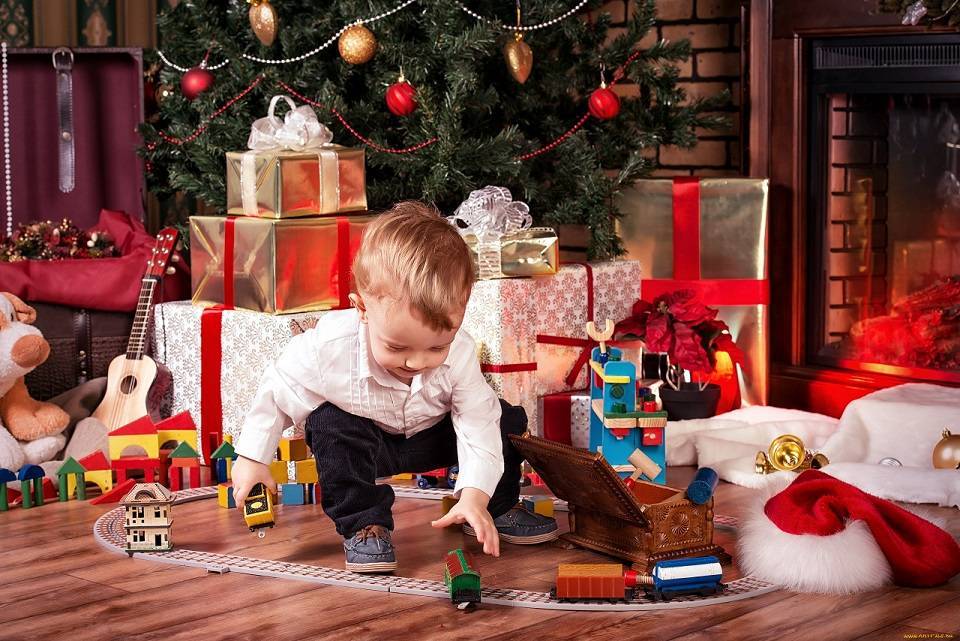 Что подарить мальчику на 2 года: лучшие подарки и игрушки ребенку на день рождения