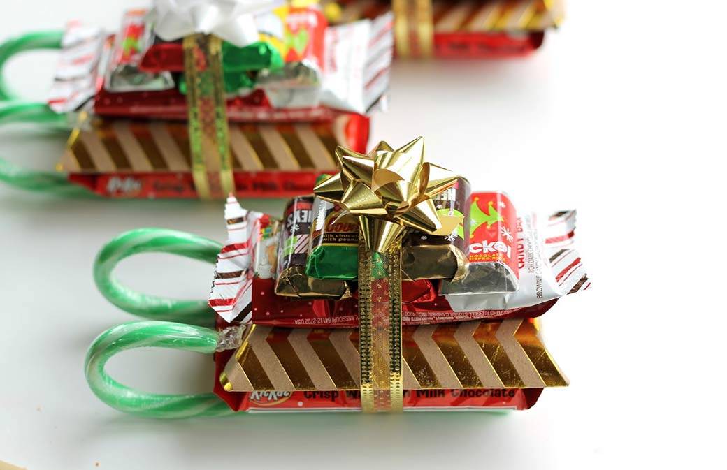 Что подарить коллегам на работе на новый год: оригинальные, недорогие и символические подарки для сотрудницам и коллегам