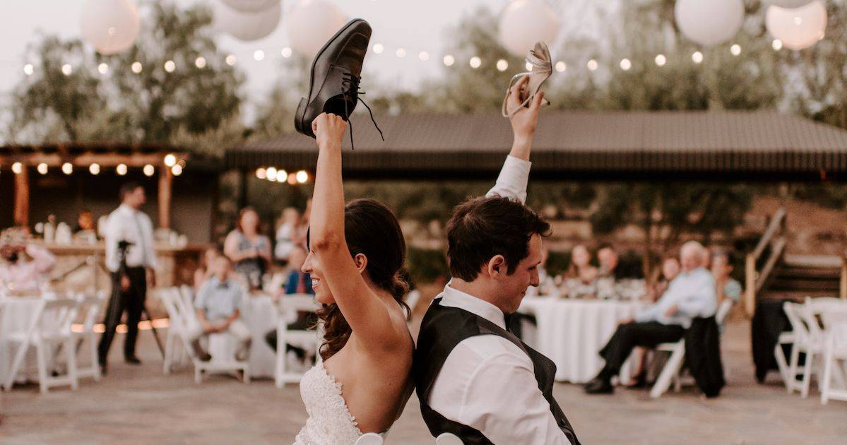 Простой свадебный танец: как самостоятельно поставить легкий и красивый танец молодых, как подготовиться (советы и рекомендации), что танцевать, видео-инструкция