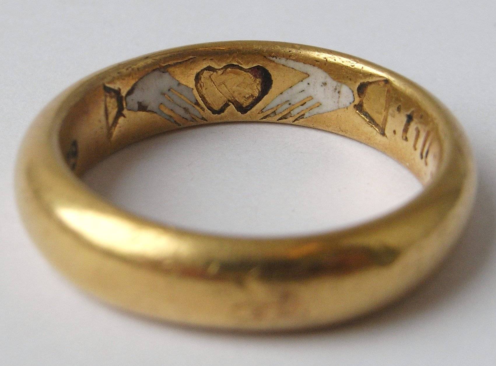 Обручальные кольца: исторические тайны, традиции, символы