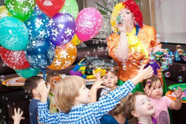 Новогодние фокусы для детей: делаем праздник ещё волшебнее