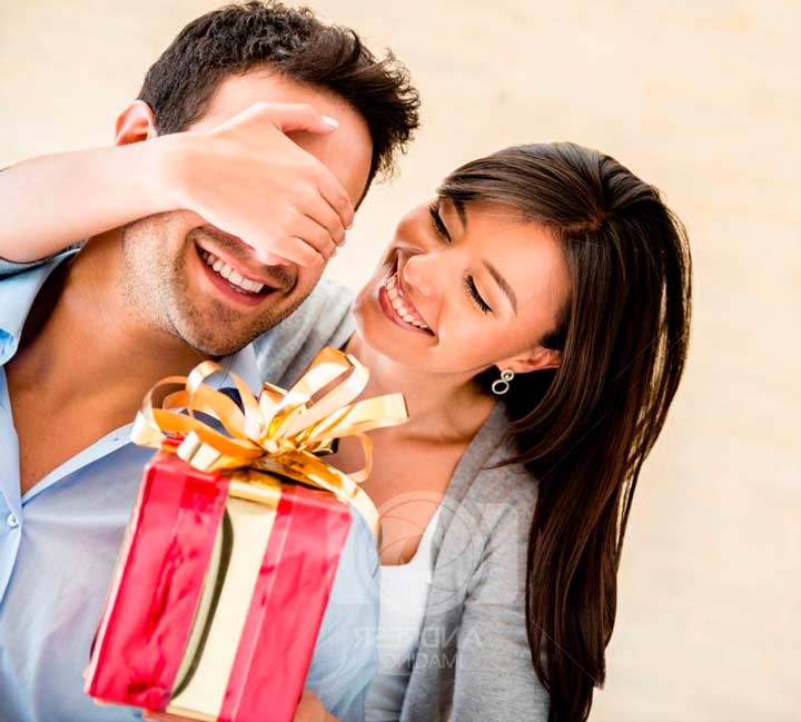 Свежий взгляд на подарки для мужчин: 38 самых новых идей на любой карман :: инфониак