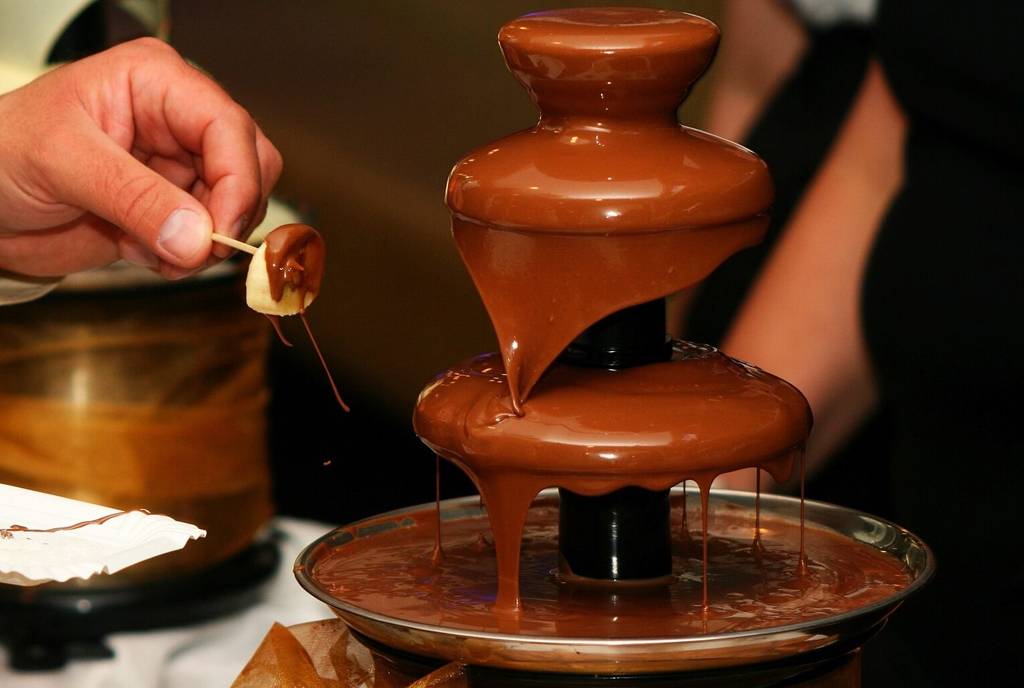 Топ-5 лучших шоколадных фонтанов: как выбрать, принцип работы, отзывы