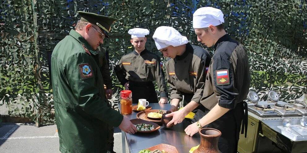 Конкурс "Армейская кухня"