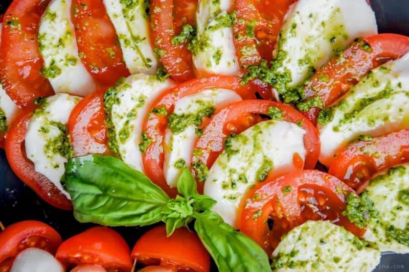 Классический рецепт салата «капрезе», вариации и способы оформления итальянской закуски