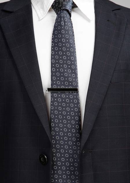 Как носить галстук чтобы выглядеть стильно и дорого