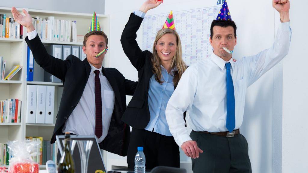 Как отметить день рождения компании: красочные идеи для незабываемого корпоративного праздника